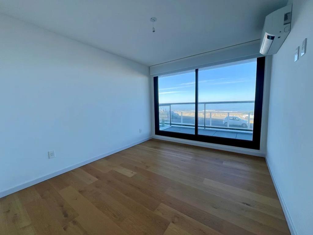 Venta Apartamento 3 Dormitorios, Malvín. Lyra