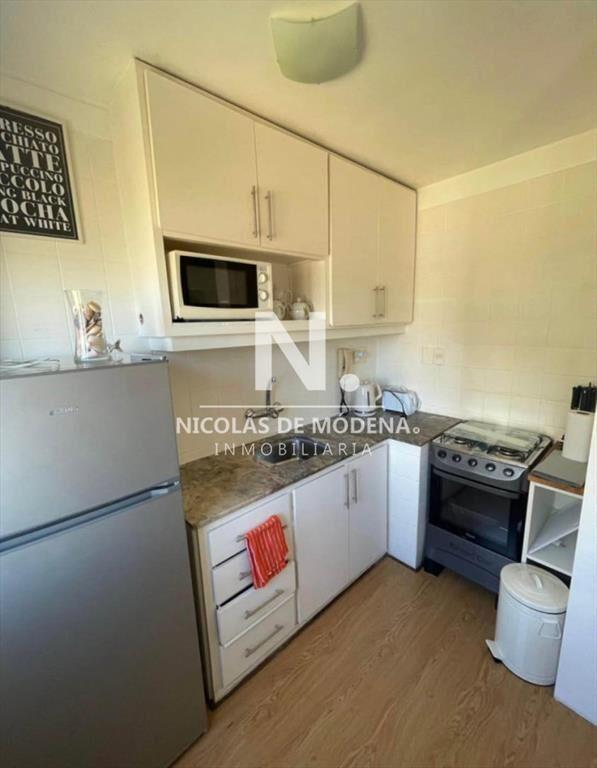 En venta apartamento de 1 dormitorio, en edificio