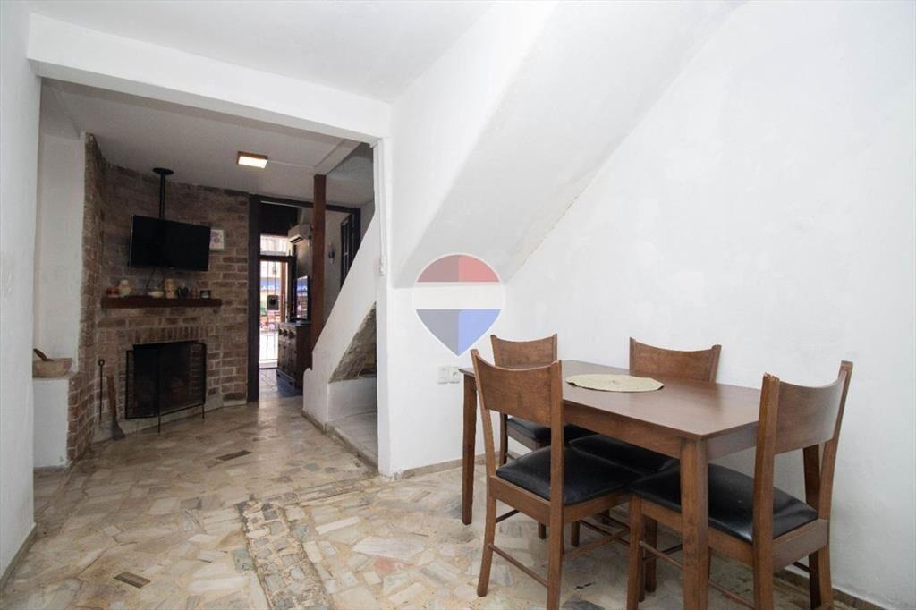 Venta casa - 2 Dormitorios - La Figurita