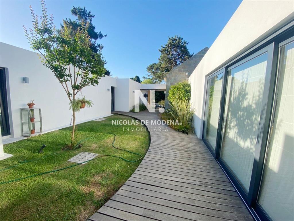 EXCELENTE PROPIEDAD DE 3 DORMITORIOS EN VENTA, BURNET PUNTA