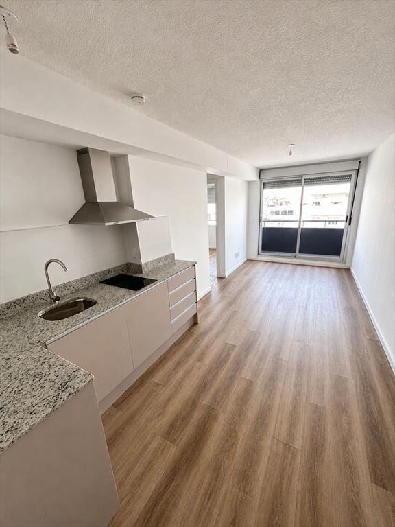 VENTA APARTAMENTO 1 DORM CORDON A ESTRENAR BALCON