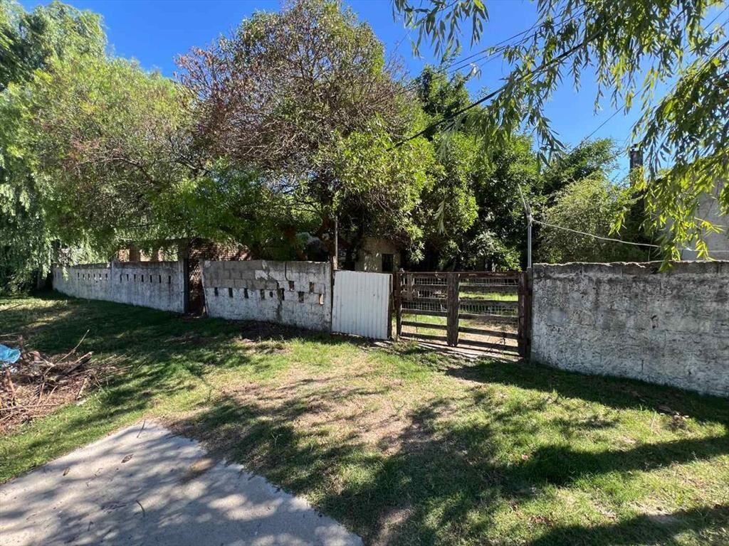 Venta de terreno con mejoras Pinar