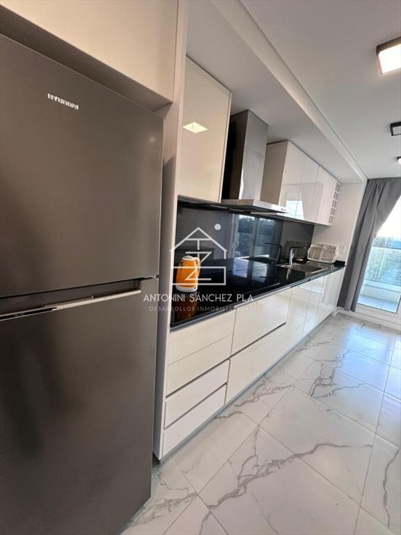 Poseidon esquinero de 3 Dormitorios en suite mas dependenci