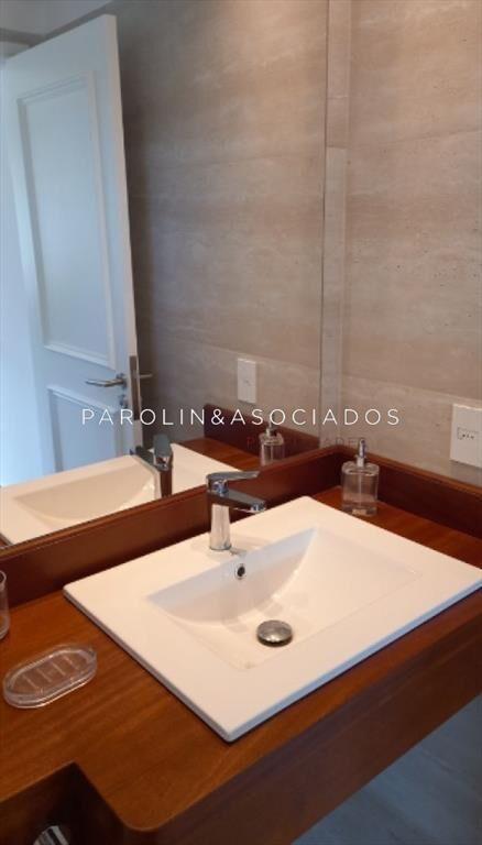 Casa en venta de 3 dormitorios en La Barra, Punta del Este.