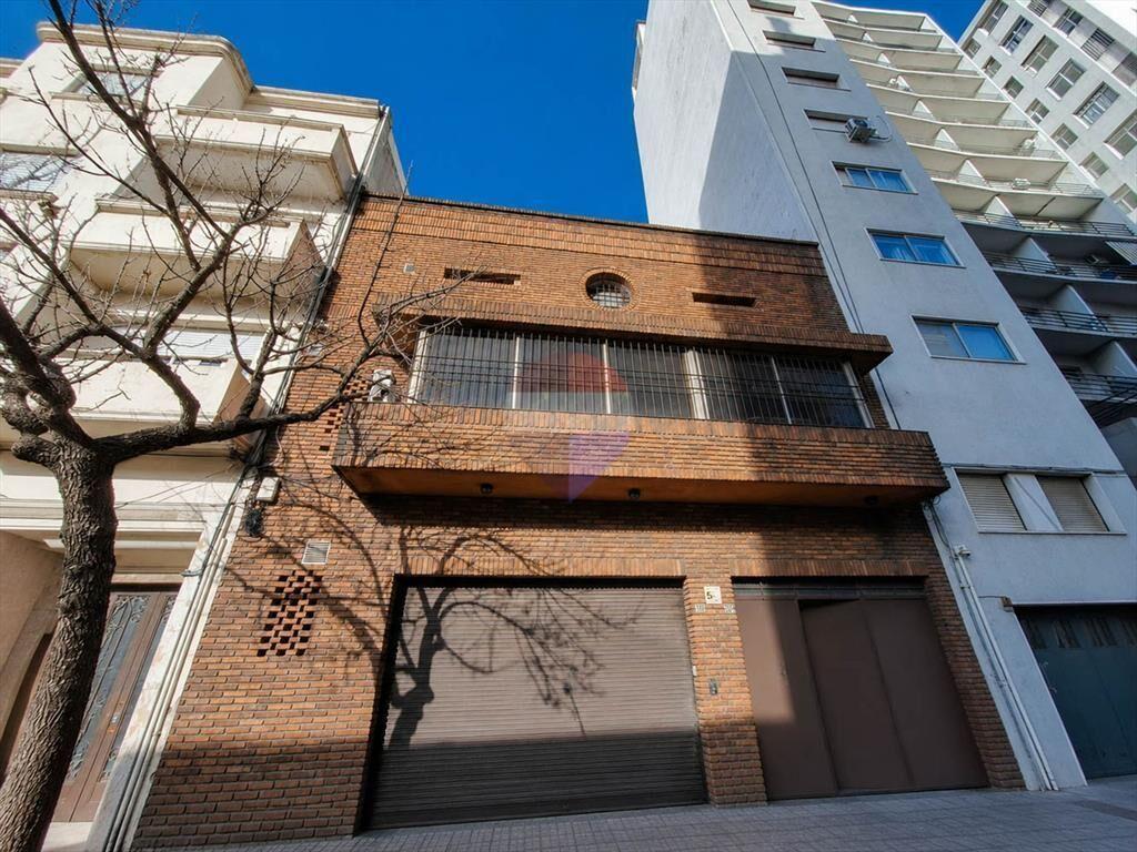 VENTA DE GRAN DEPÓSITO CON ENTRADA CAMION CENTRO