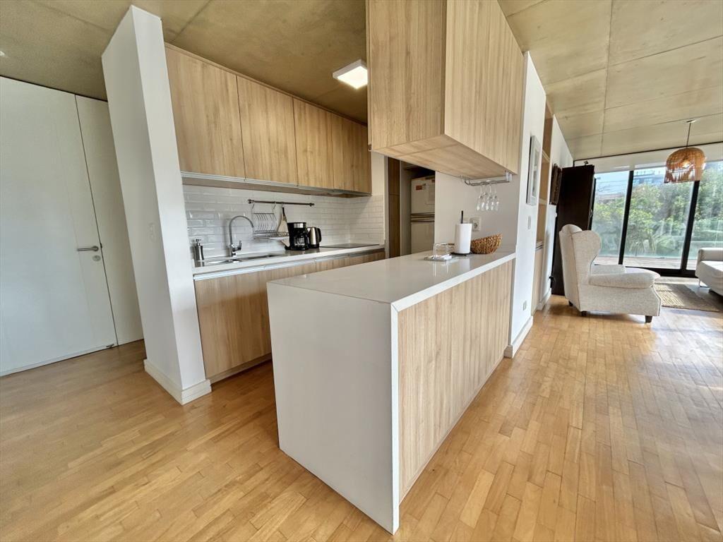 VENTA DE APARTAMENTO DE 2 DORMITORIOS - RAMBLA 24