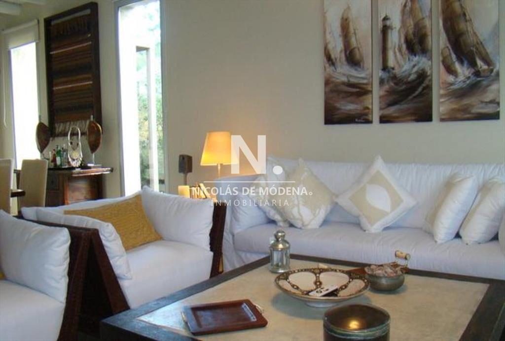 Casa en Laguna Blanca en Alquiler