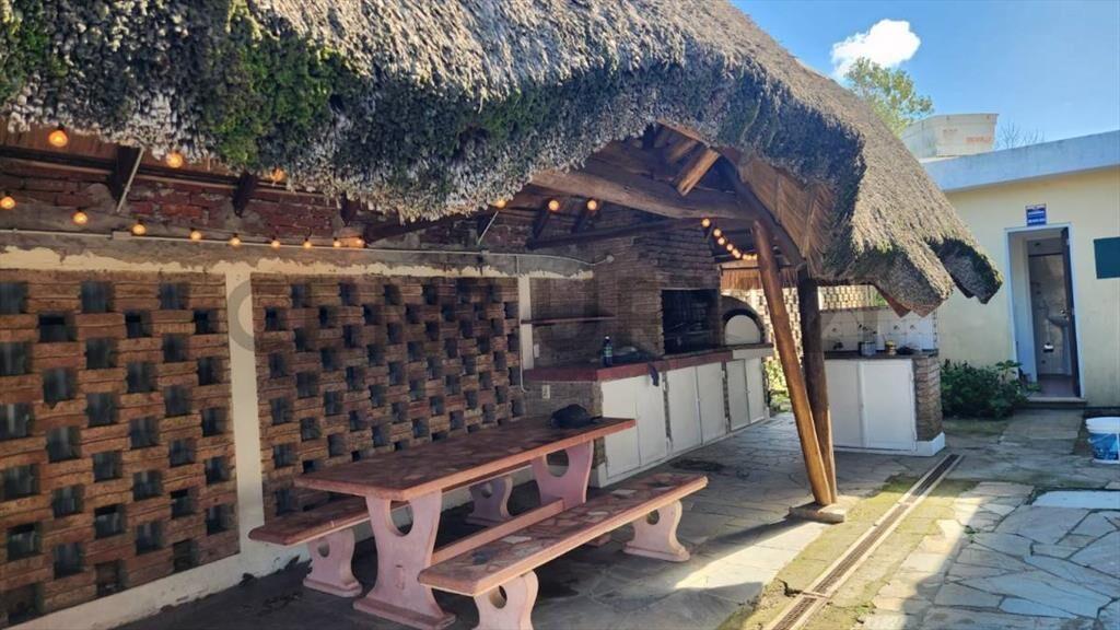 Venta de casa en Atlantida Sur Ubicacion Previlegiada
