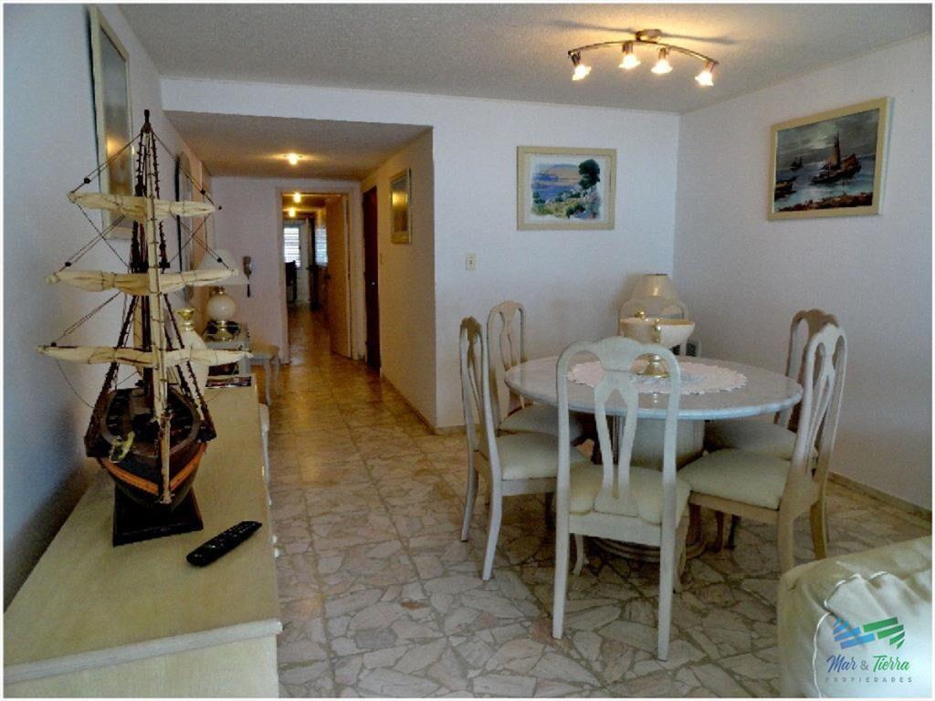 Apartamento súper amplio y cómodo , con vista,