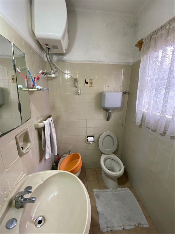 Casa en venta en Colón sobre Av. Garzón.
