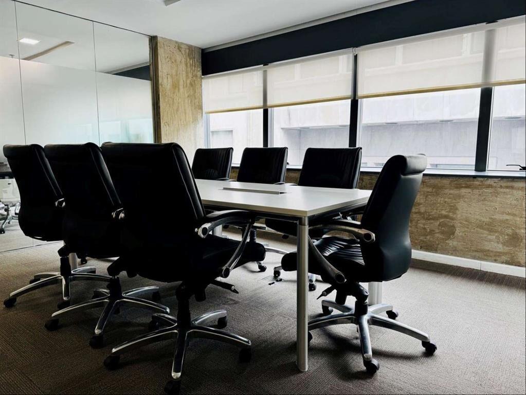 ALQUILER o VENTA - OFICINA - CIUDAD VIEJA - EDIFICIO DE CAT