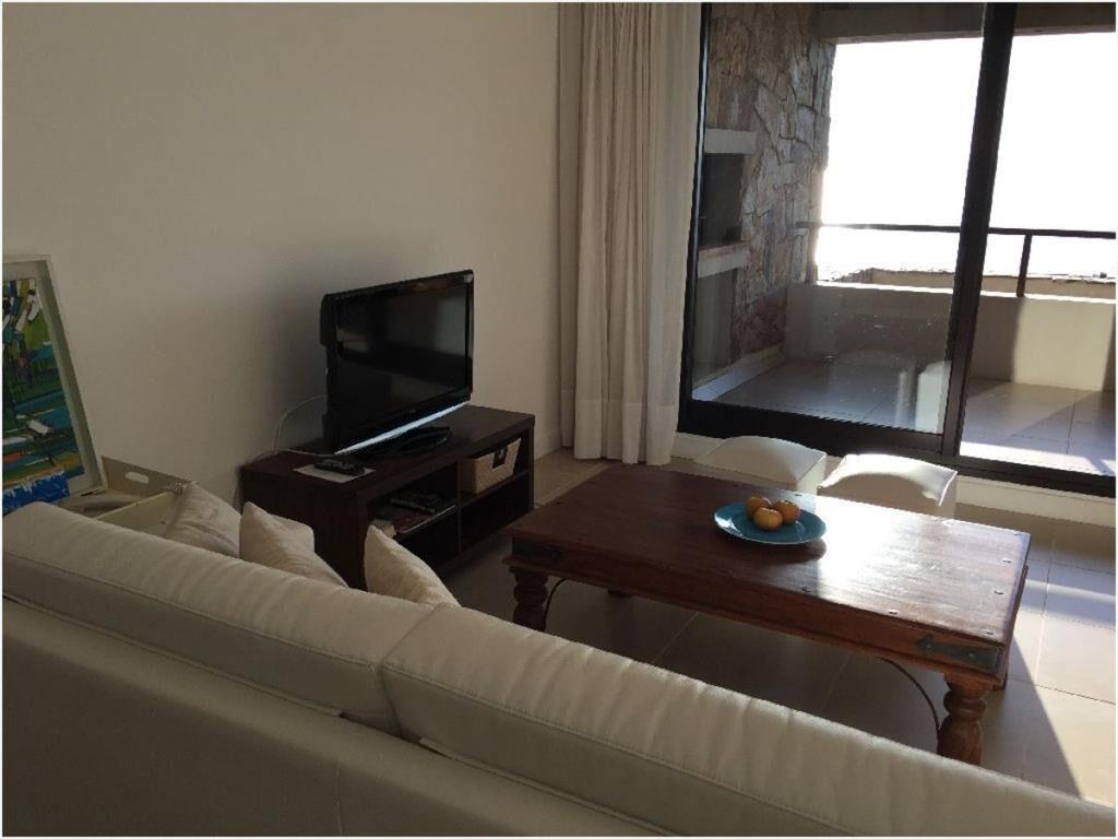 Apartamento en Punta Ballena, 2 dormitorios *
