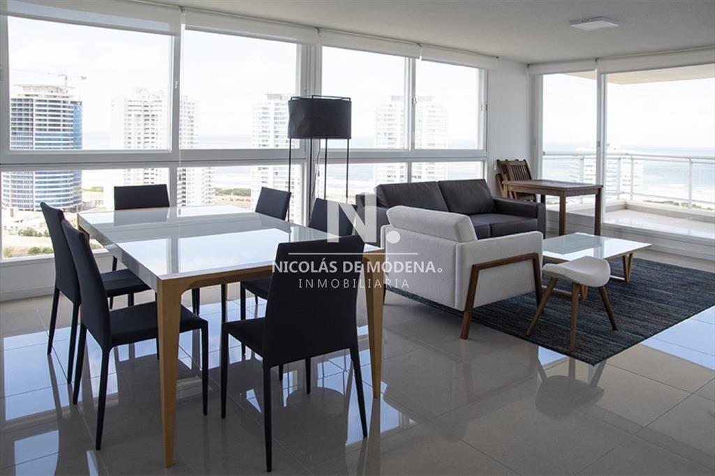 Apartamento con excelente ubicación.
