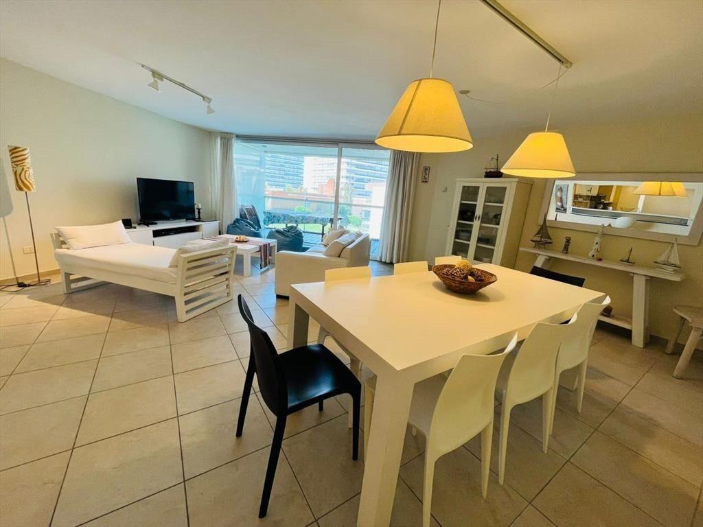 VENTA DE APARTAMENTO DE 3 DORMITORIOS EN TORRE O