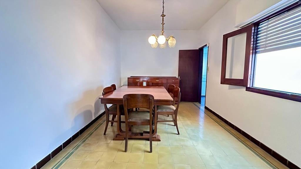 VENTA CASA CENTRICA CON GARAGE
