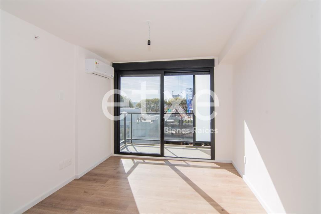 Venta con Renta Nostrum Malvín 1 Dormitorio...