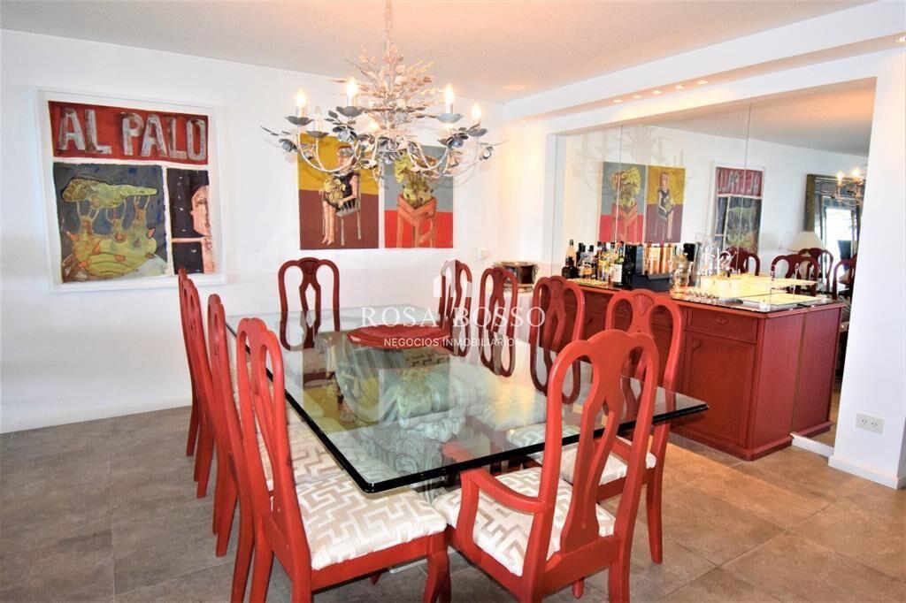 APARTAMENTO SOBRE PLAYA BRAVA