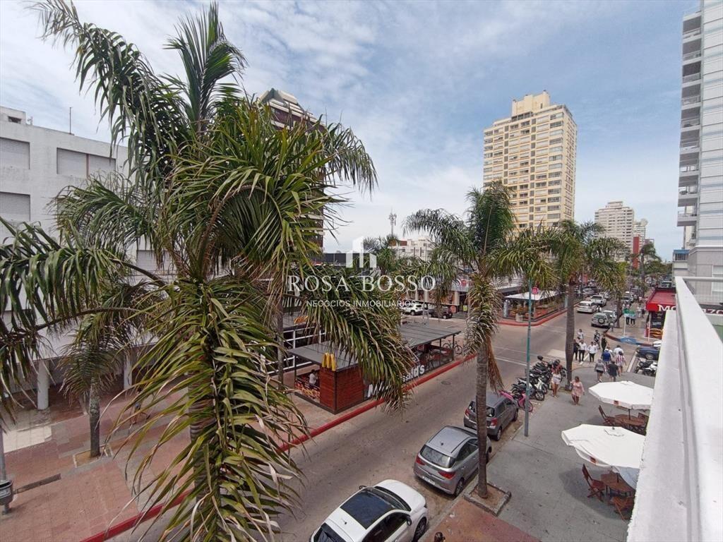 Venta Depto 2 dormitorios Península Punta del