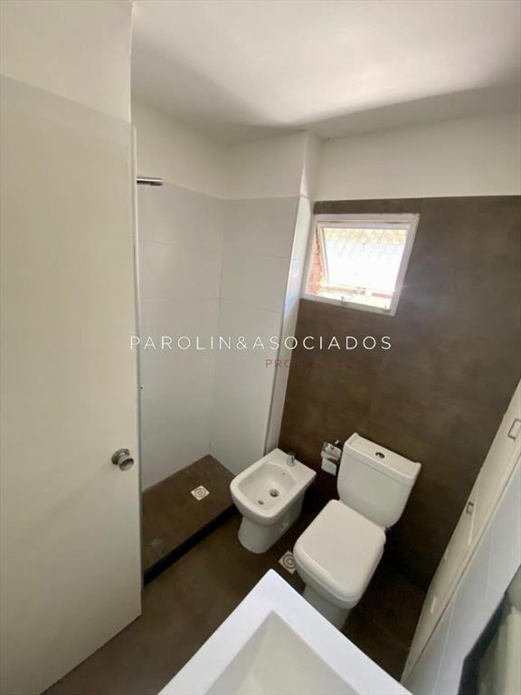 Apartamento reciclado en venta en complejo Punta