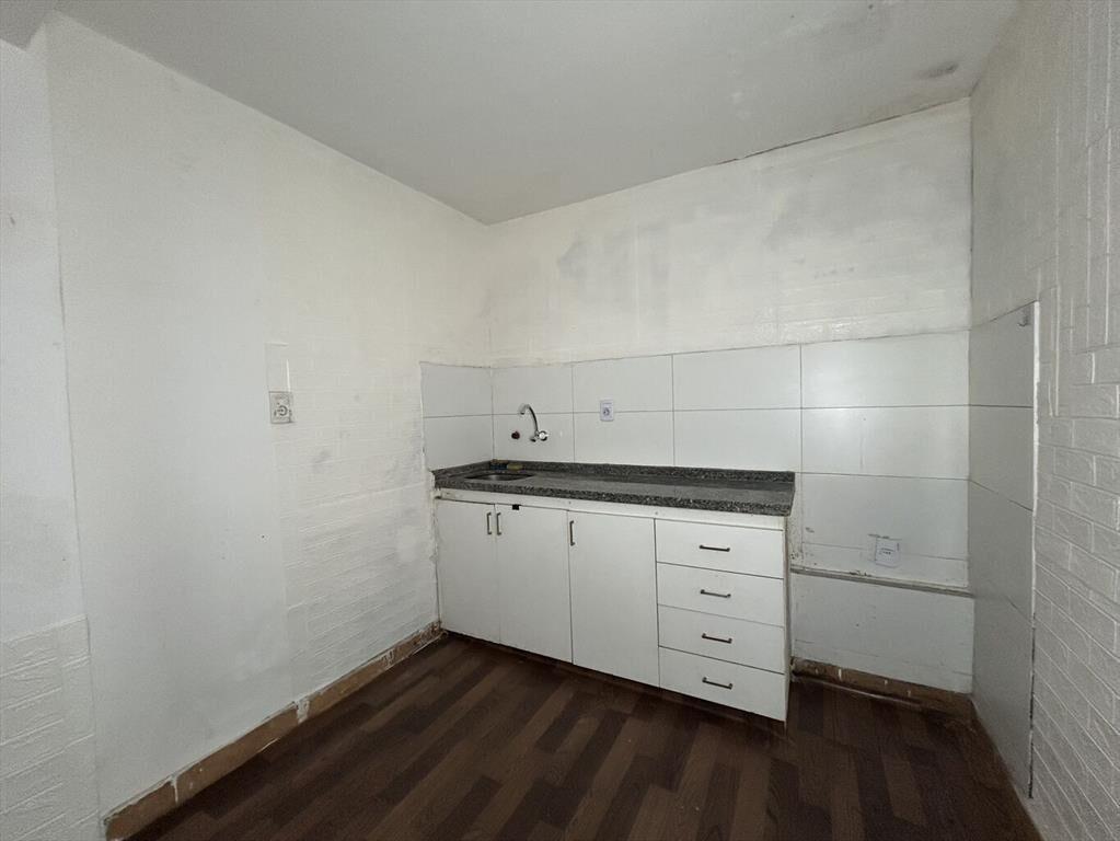 Apartamentos duplex de 1 dormitorio en la comercial sin ga