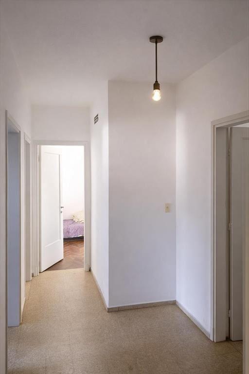 Venta apartamento al frente 3 dormitorios . Tres Cruces (Al