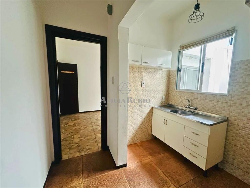 VENTA APARTAMENTO CON RENTA EN POCITOS – 1 DORMITORIO + ...