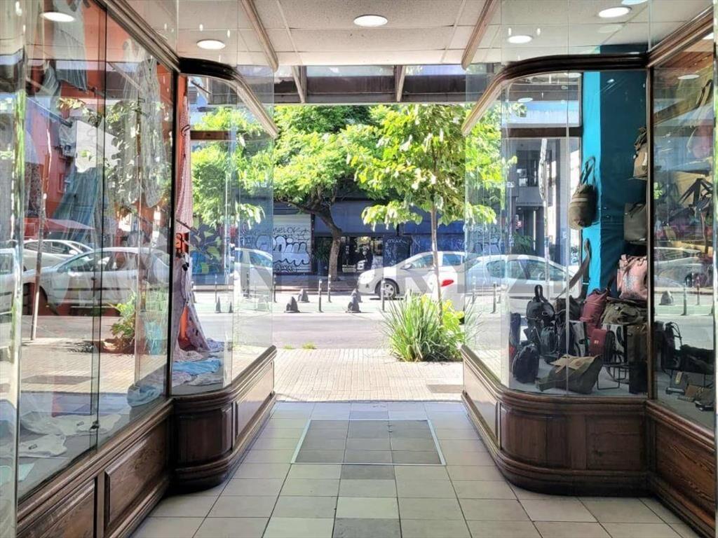 VENTA LOCAL COMERCIAL CORDÓN  18 de JULIO, 164m2 EXCELENT...