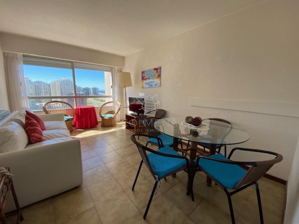 Apartamento en playa mansa a 1 cuadra del mar y a
