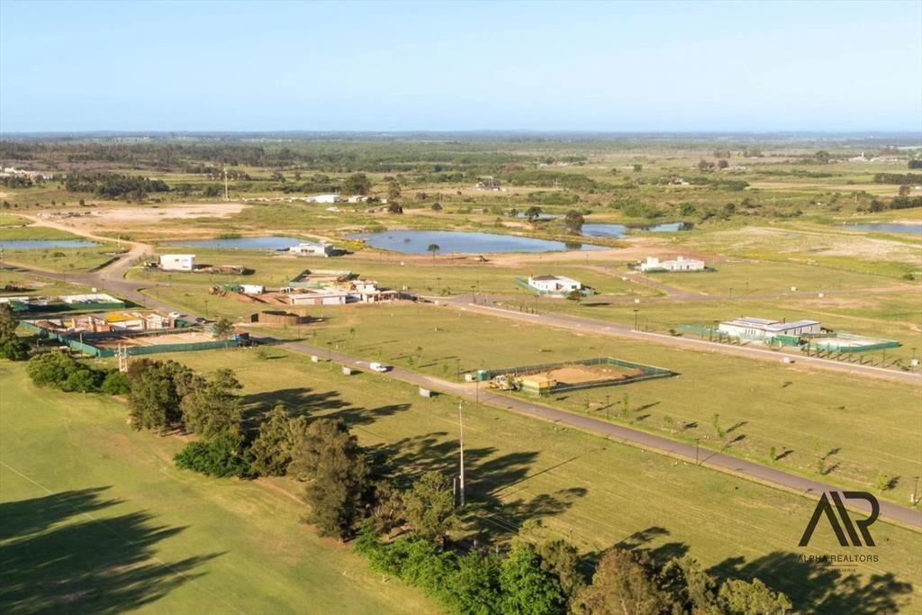 Venta terreno en barrio privado Cavas de La Tahona