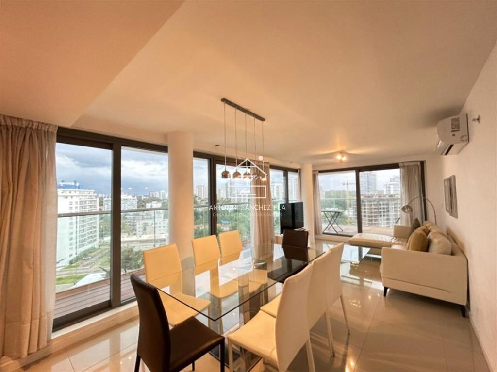 Venta apartamento tres dormitorios Punta del Este