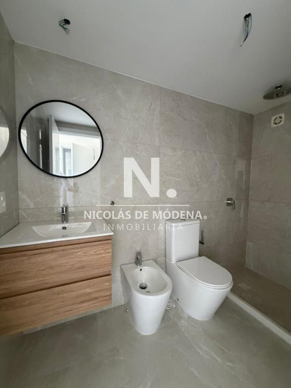 Vende apartamento en Brava, Punta del Este de 2