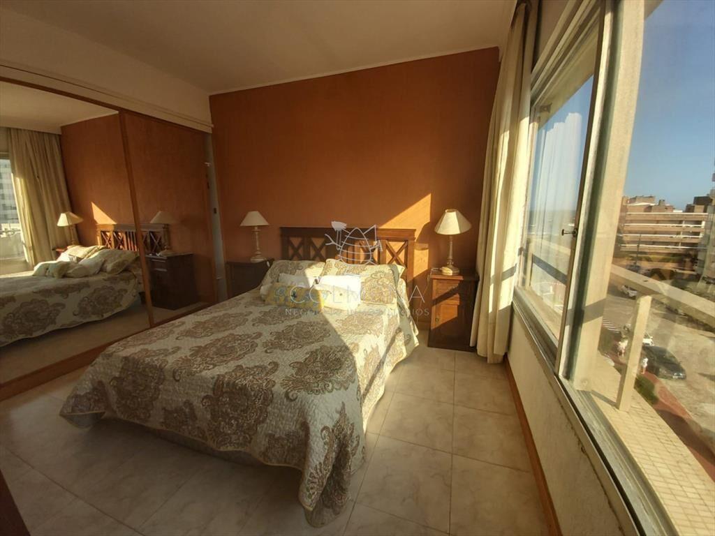Apartamento en Venta en Peninsula - Punta del