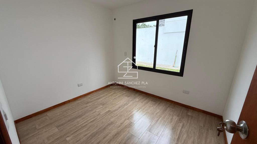 Venta casa tres dormitorios Punta del este barrio