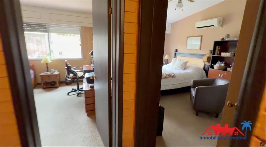 VENTA DE CASAS 4 DORMITORIOS CARRASCO NORTE