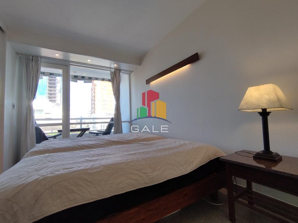 Apartamento de un dormitorio en venta en Punta