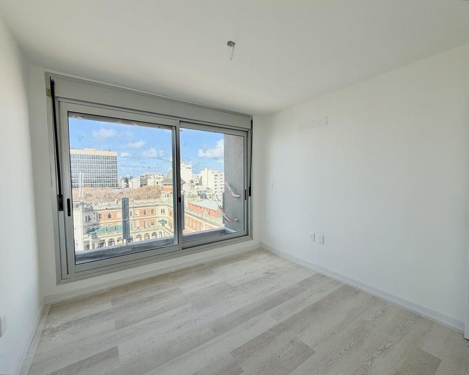 Venta apartamento 1 dormitorio al frente en Cordon a estren
