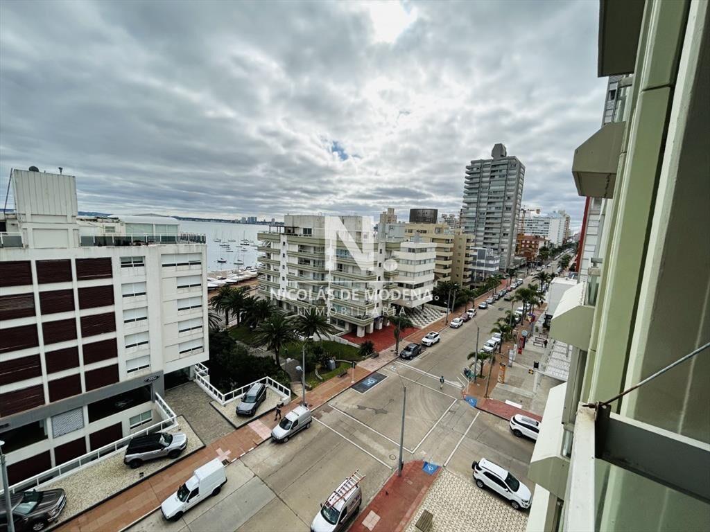 Apartamento en Venta, zona Puerto, Punta del Este
