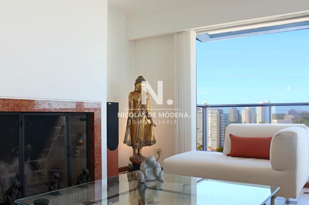 Vende apartamento en Brava, Punta del Este con 3