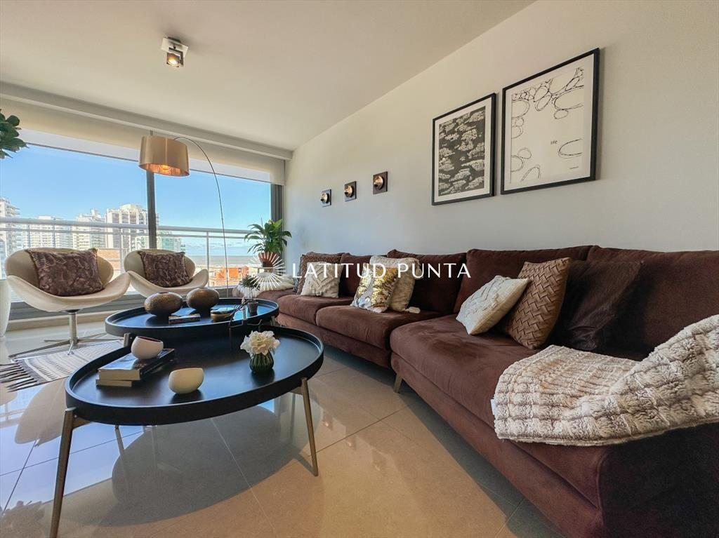 Apartamento en Brava, 2 dormitorios en suite más