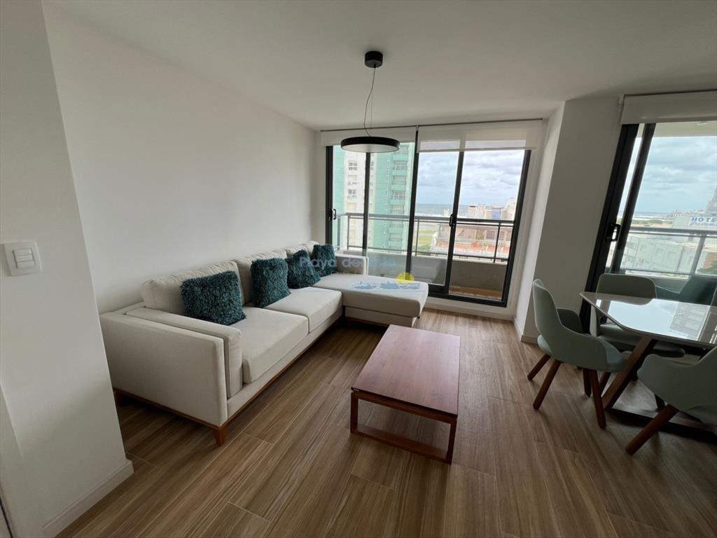 Apartamento en Venta de 2 dormitorios en Punta ,
