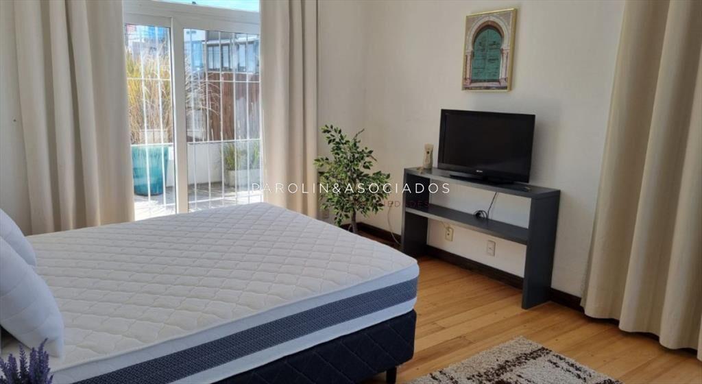 Casa En Venta Ubicada en La Barra Con Vista Al