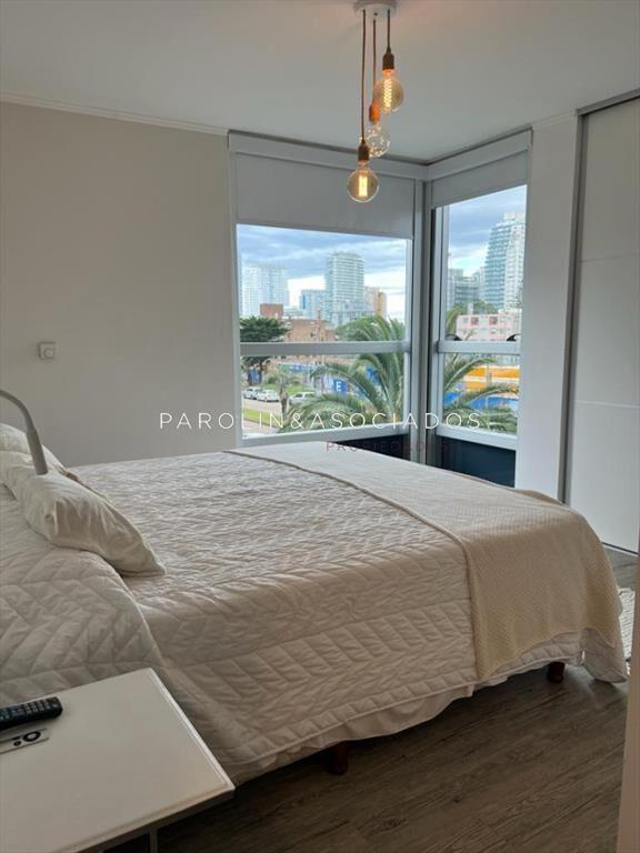 Apartamento de 3 dormitorios en edificio Forest