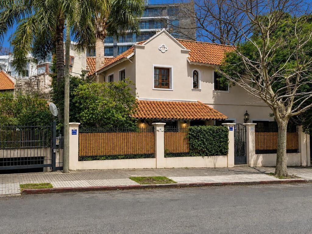 Zorilla de San Martín proximo Rambla, 218 m2 edificados, te