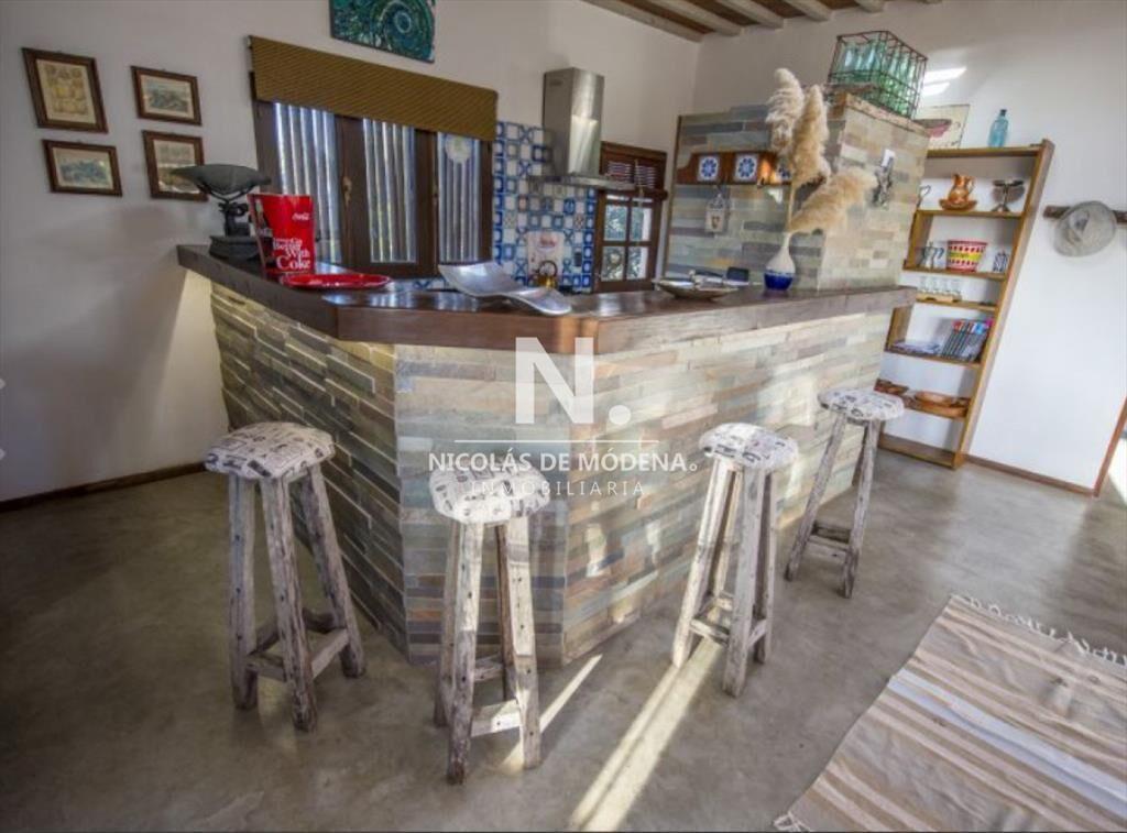 En venta hermosa y espaciosa casa en Solanas, de