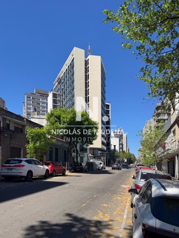 Venta Apartamento 2 dormitorios en zona Tres Cruces,Ideal
