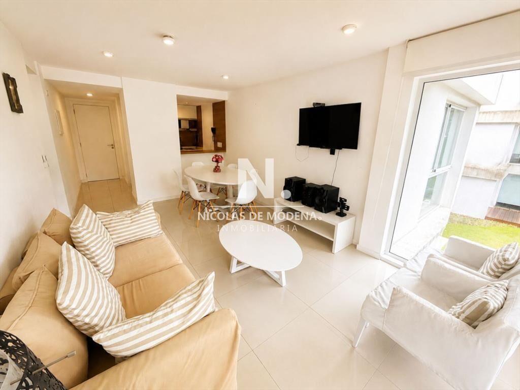 Departamento de 1 dormitorio en venta en complejo