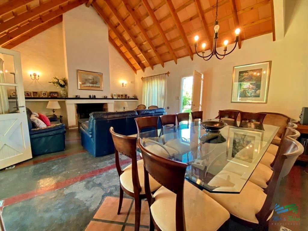 Venta de casa 3 dormitorios en Aidy Grill Punta del este, a