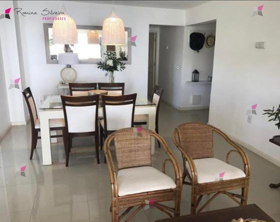 vernta 2 dormitorios en Aidy Grill Punta del Este