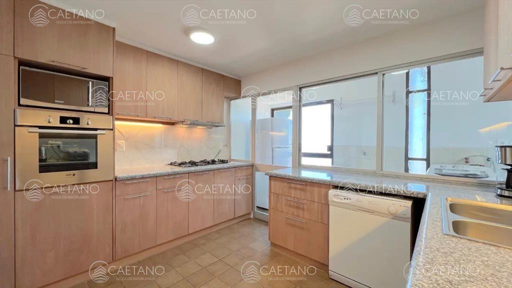 venta de apartamento cuatro dormitorios . Punta