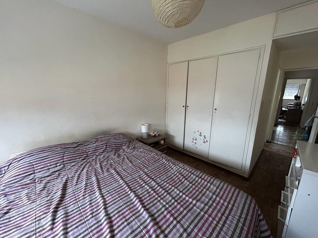 Venta Apartamento Tres Dormitorios y Garaje en Pocitos